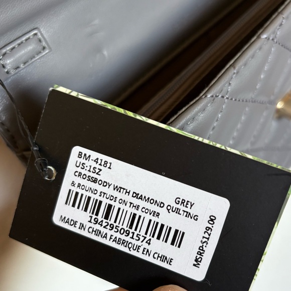 NWT Badgley Mischka Gray Quilted Crossbody Bag with Gold Chain & Studs - Picture 7 of 9